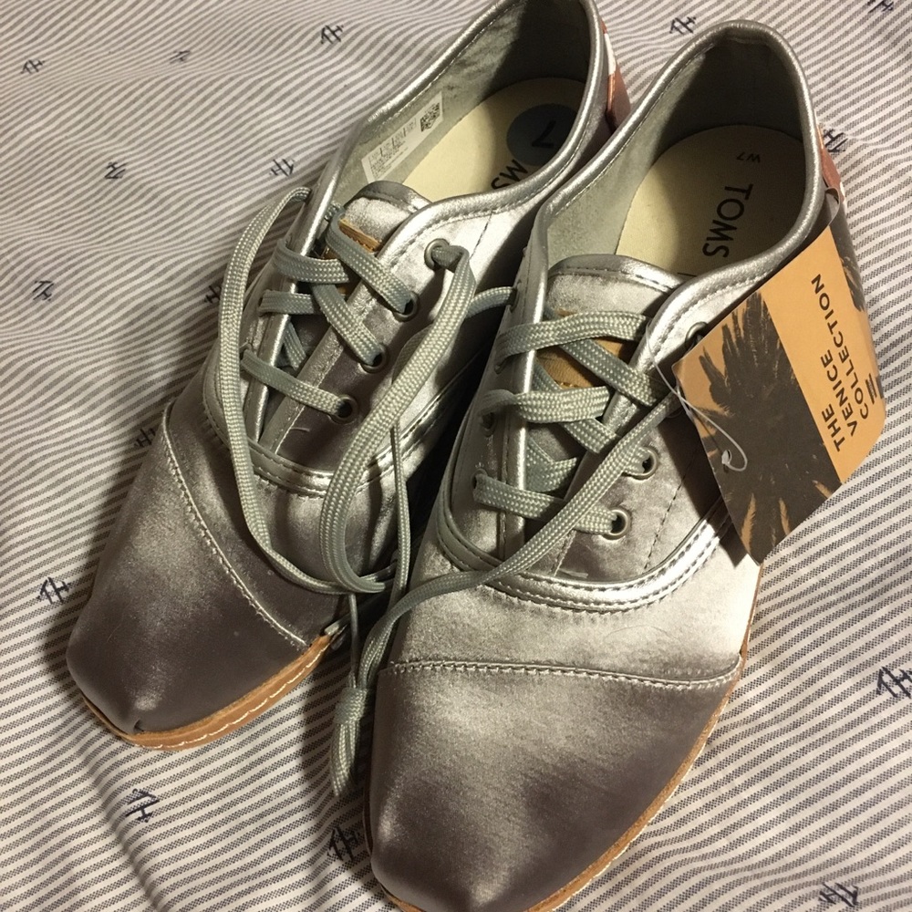 Toms Venice collection